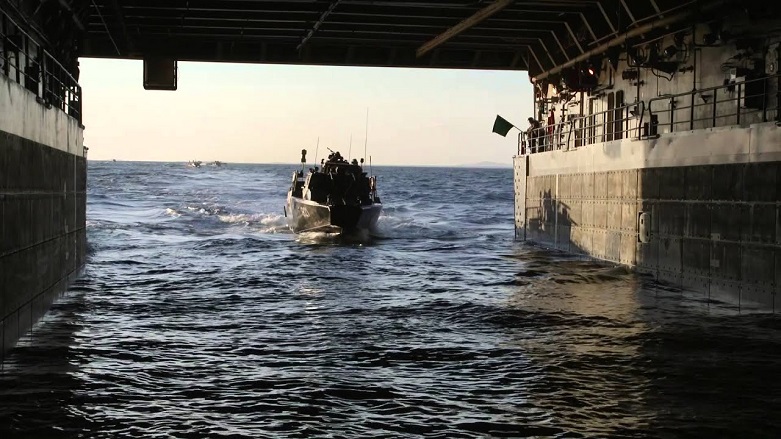 ABD donanma üssünü tahliye etti 